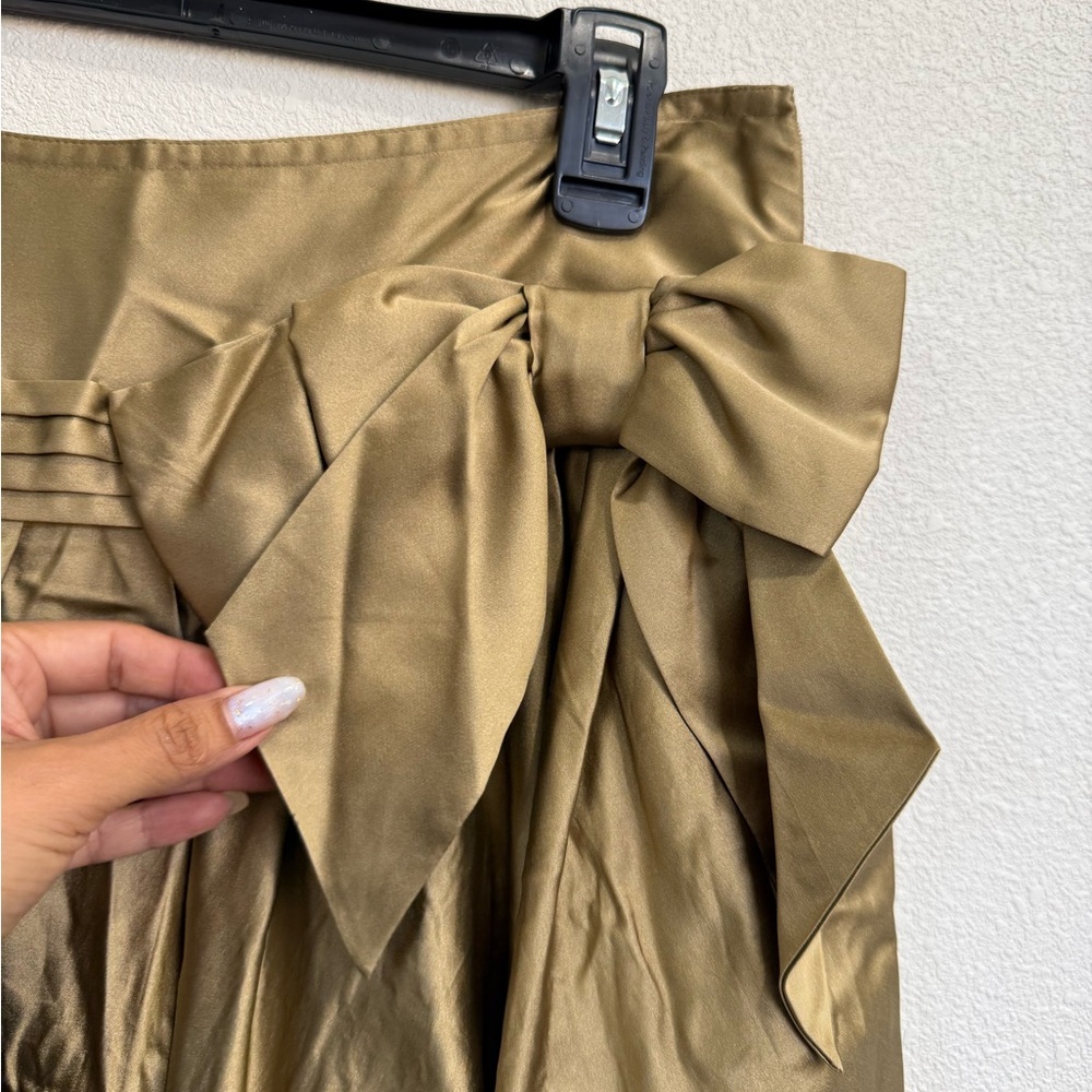 Vintage DKNY 100% Silk Gold Midi Skirt Bow Detail Size 10 Quiet Luxury Y2K - Picture 7 of 9